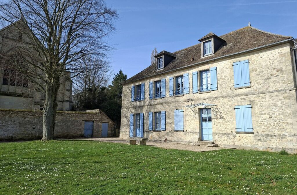 Studio à louer à Montjavoult à partir du 13 mai, 560 €/mois