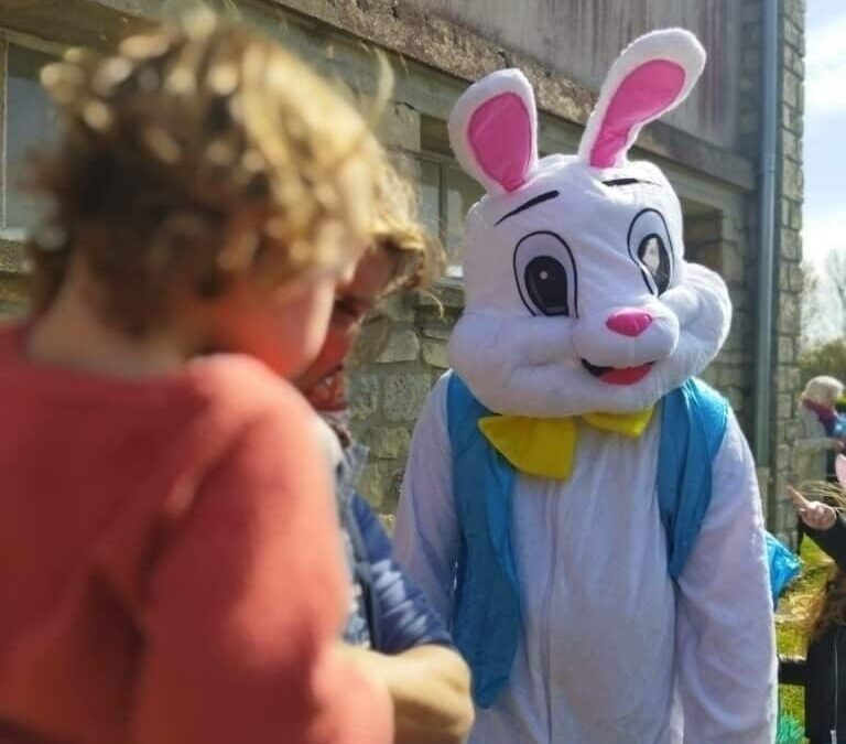 Merci gentil lapin pour tous les chocolats ! Joyeux week-end de Pâques à tous !