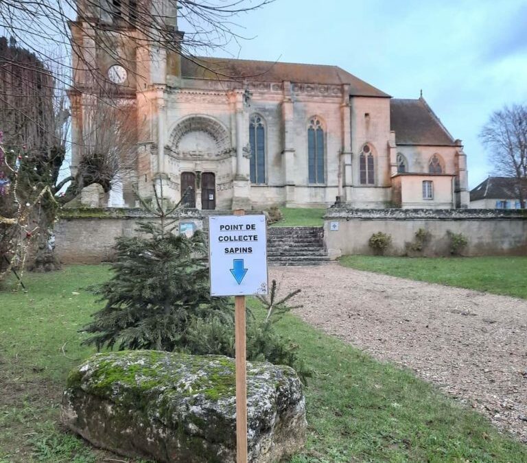 Le service municipal de collecte des sapins tout au long du mois de janvier :Vous pouvez déposer vos sapins aux points de collecte signalés par un panneau dans chaque hameaux.